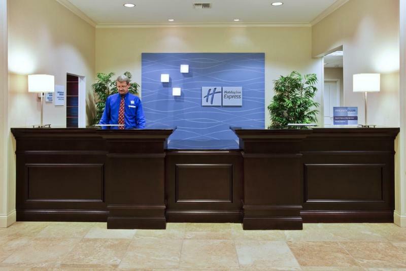 Holiday Inn Express Hotel & Suites Fort Pierce West Екстер'єр фото