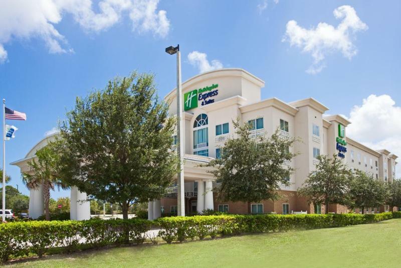 Holiday Inn Express Hotel & Suites Fort Pierce West Екстер'єр фото